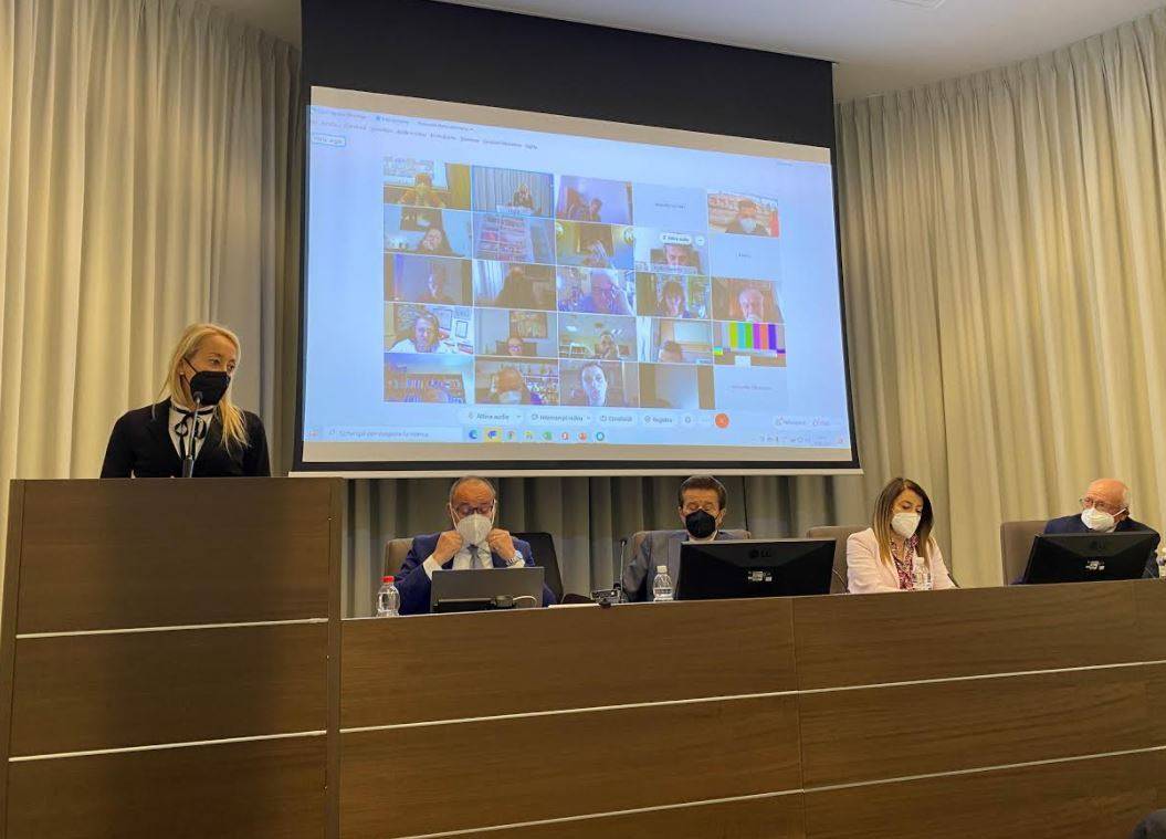 turismo esperienziale fondazione carispaq e fondaq presentano bando per progetti innovativi