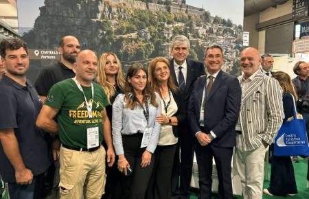 TTG RIMINI: PRESENTATO “ABRUZZO ATTRATTIVO”, MINISTRO DEL TURISMO IN VISITA ALLO STAND